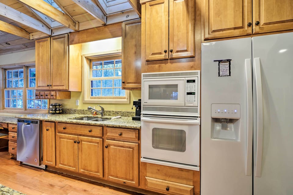 Kitchen | Fully Equipped | Cooking Basics & Spices