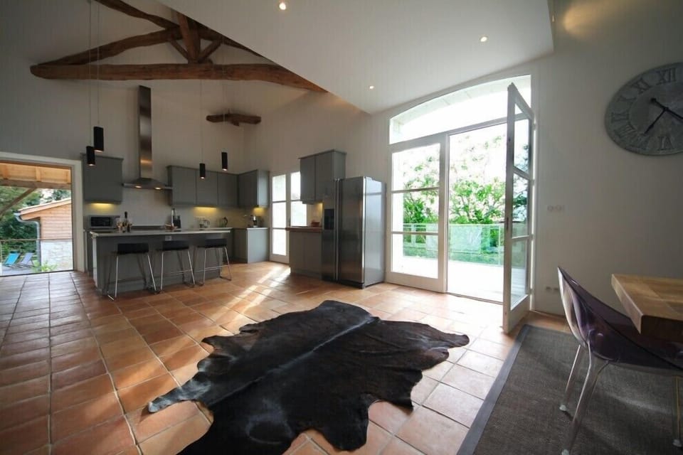 House - Kitchen