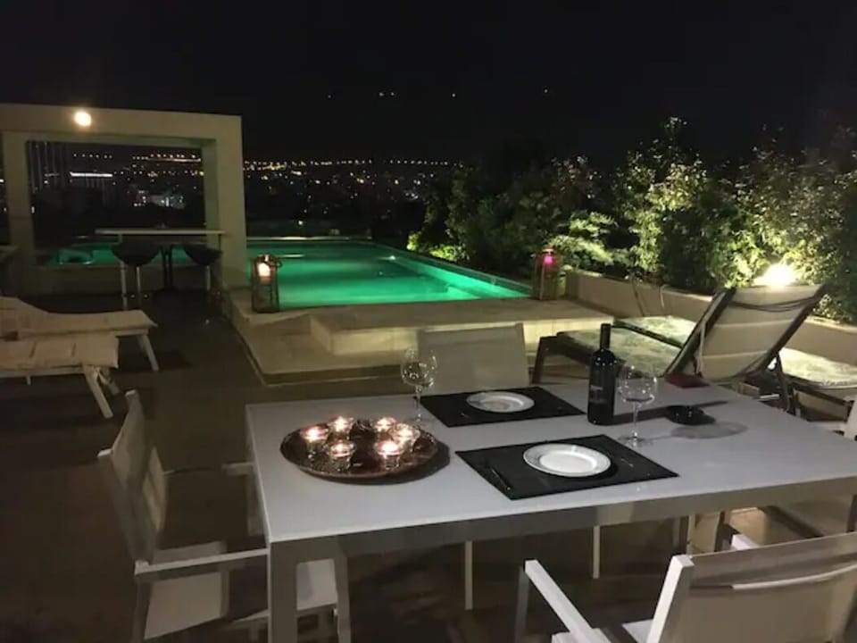 Romantic atmosphere at the roof garden