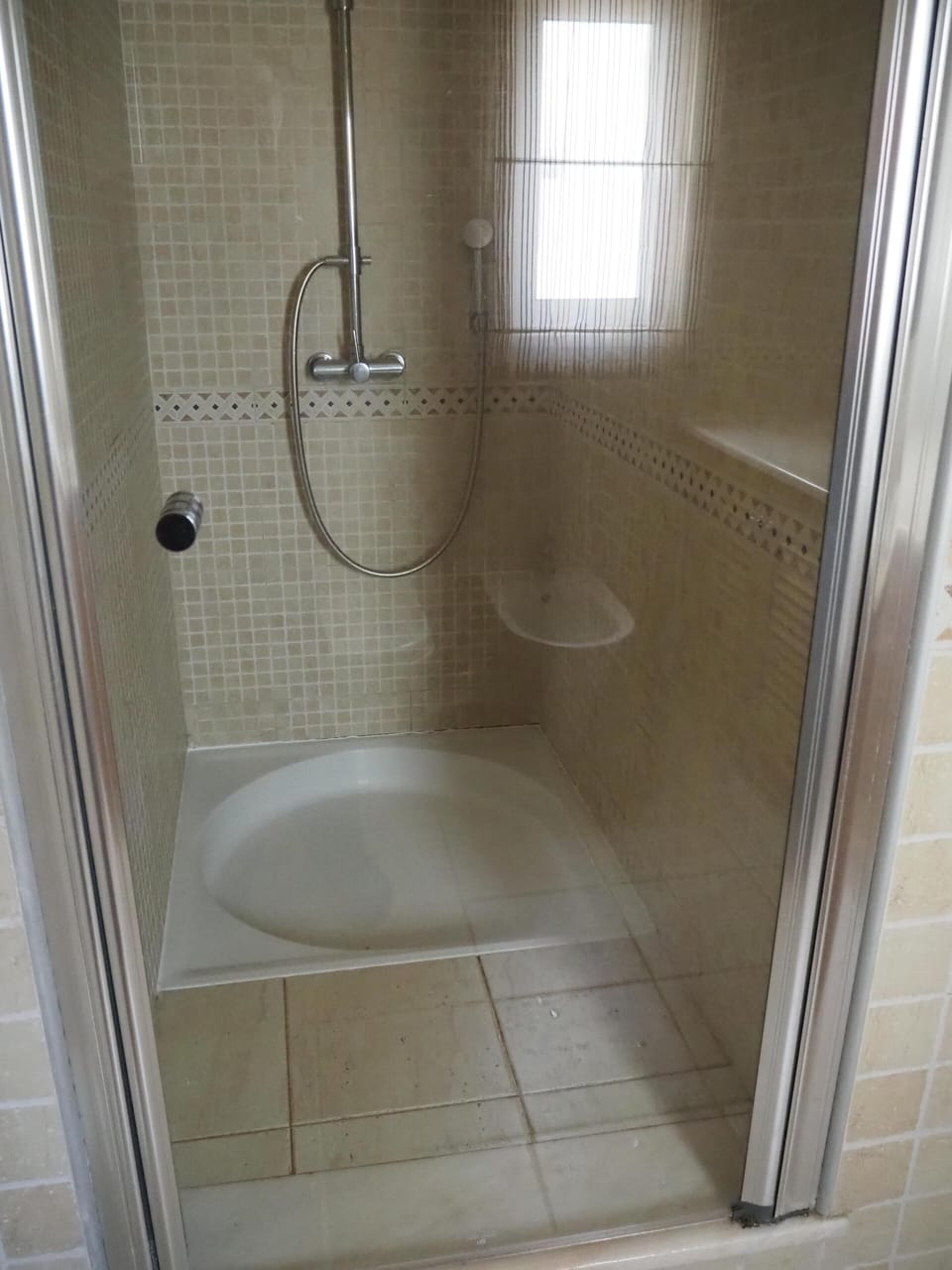 En-Suite Shower