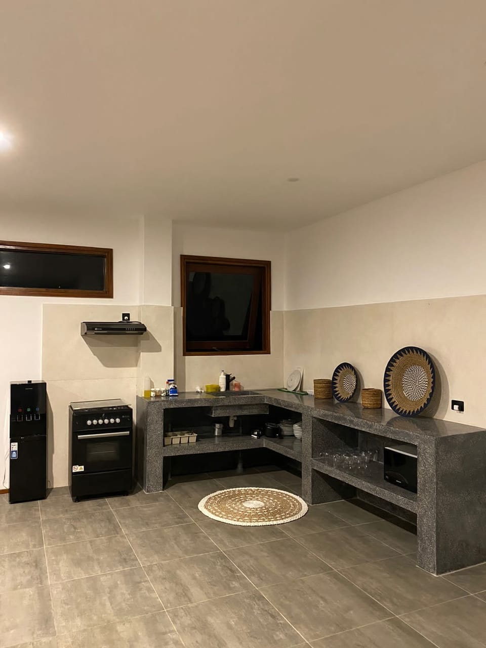 Luxury Triple Room, 3 Bedrooms, Pool View | Private kitchen