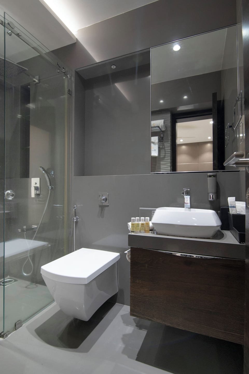 Theory9 Premium Serviced Apartments Khar Hotel in Mumbai