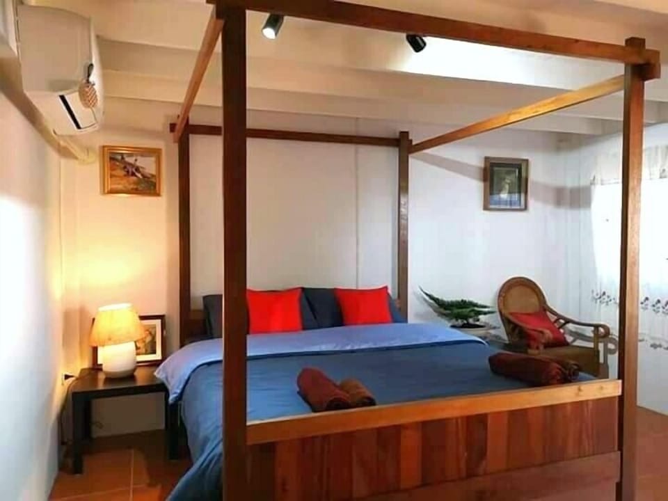 Standard Double Room | Desk, free WiFi, bed sheets