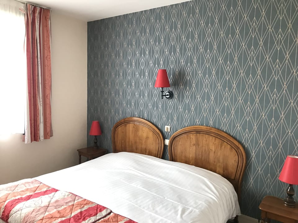 Standard Double Room | Individually decorated, individually furnished, desk, blackout drapes