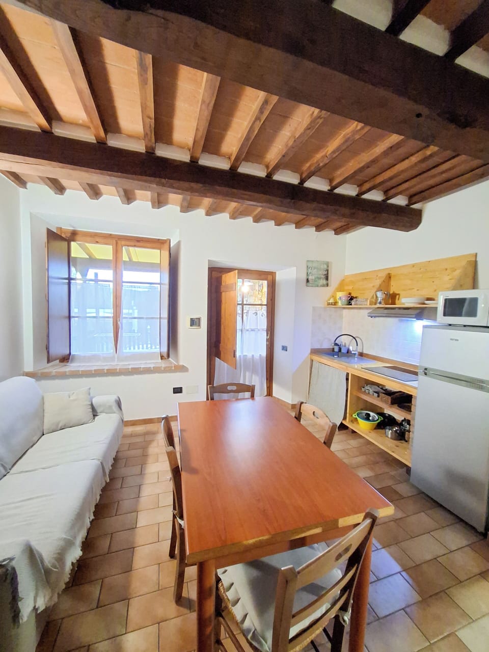 Apartment, 2 Bedrooms, Garden View | Private kitchen | Full-size fridge, microwave, stovetop, coffee/tea maker
