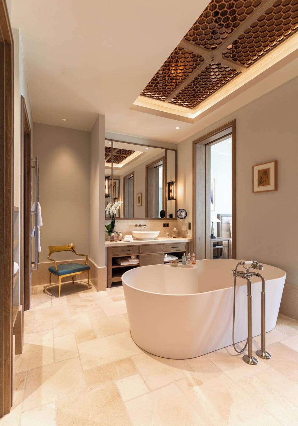 Suite (Cyrene) | Bathroom | Separate tub and shower, deep soaking tub, hydromassage showerhead