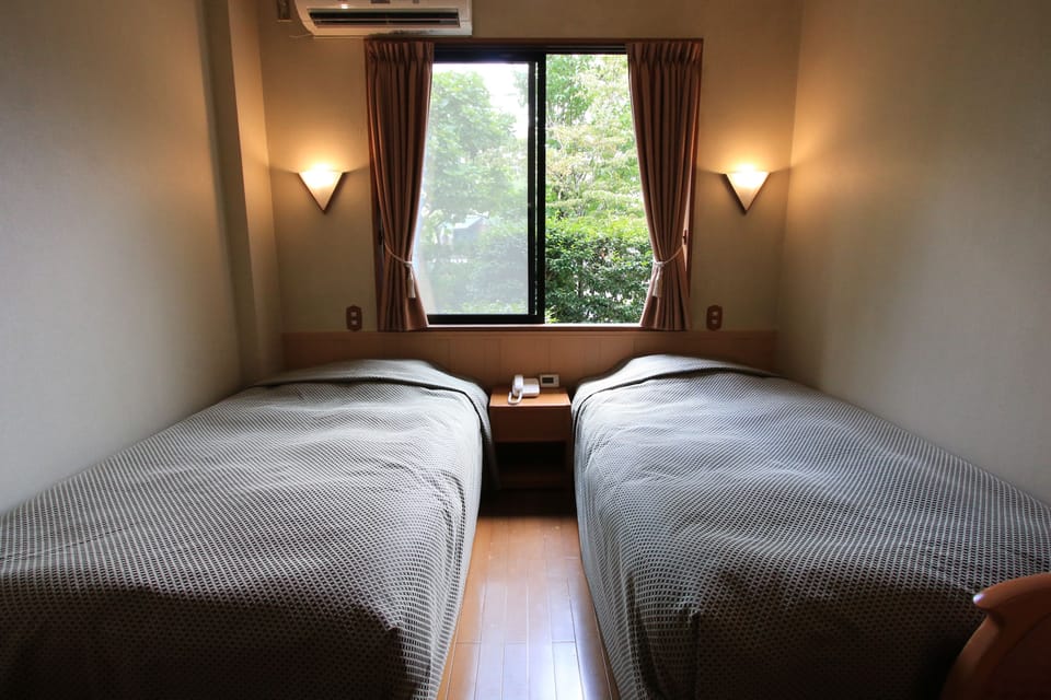 Standard Twin Room | WiFi (free)