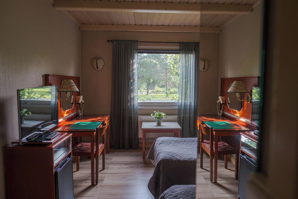 Standard Double or Twin Room, 2 Twin Beds, Non Smoking, Garden View | Desk, blackout drapes, WiFi (free), individually decorated