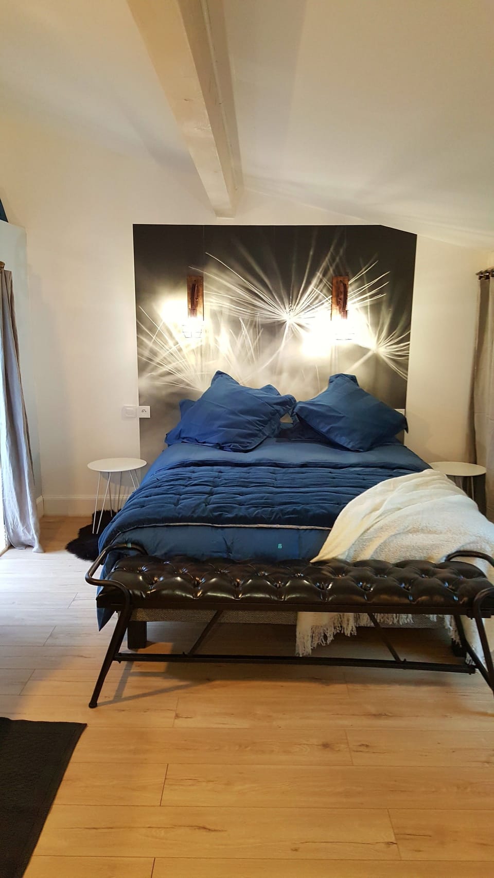 Double Room (Viré-Clessé) | Premium bedding, individually decorated, individually furnished