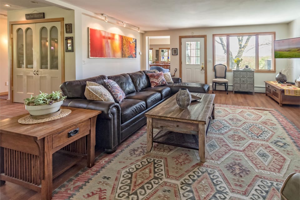 Moonshadow Bed and Breakfast Bed and Breakfast in Keuka Lake