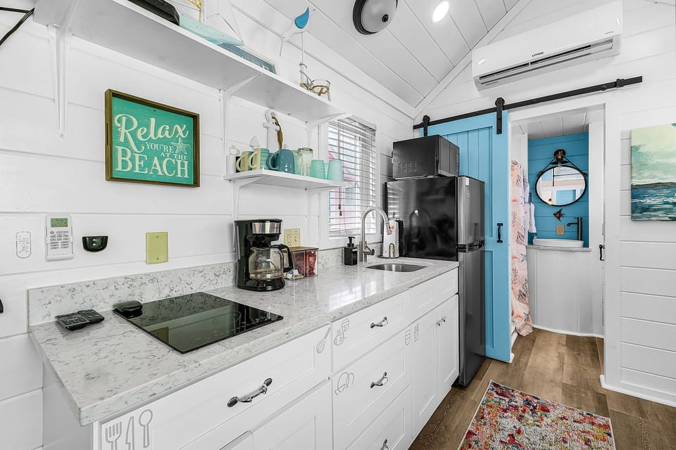 Dolphin Tiny Home | Private kitchen | Coffee/tea maker, fridge, microwave, stovetop