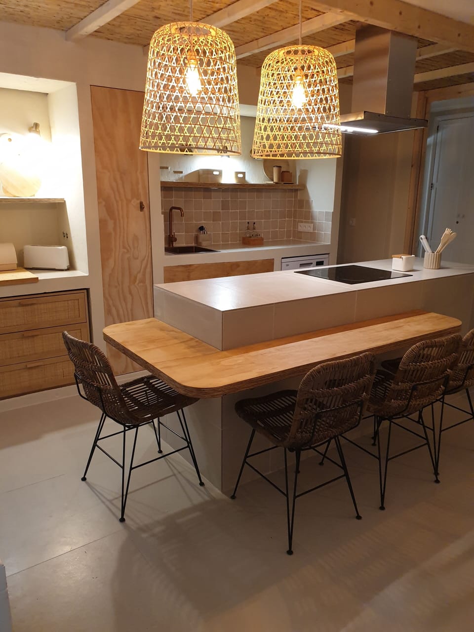 Open Kitchen to Living Room (by night)