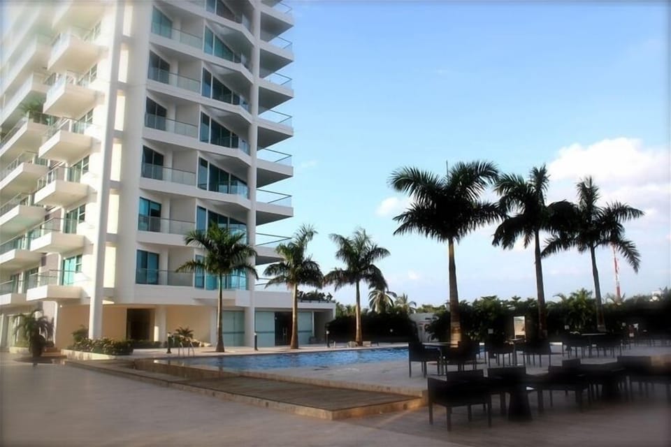 Private grounds, on the beach, away from the noise of the city