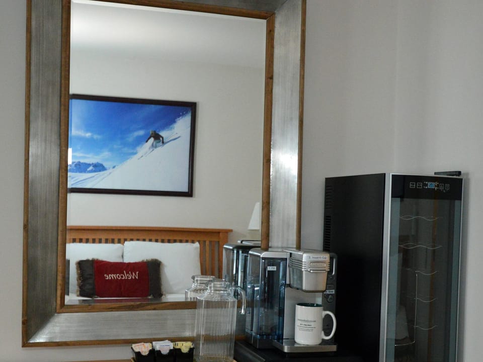 The beverage bar.