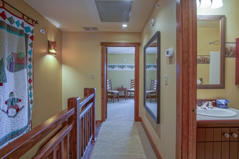 This is the hallway on the 3rd floor.