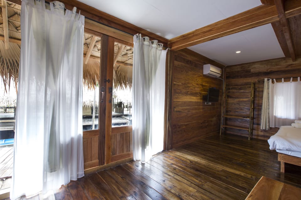 Villa, 1 King Bed | Rollaway beds (surcharge), WiFi (free), bed sheets