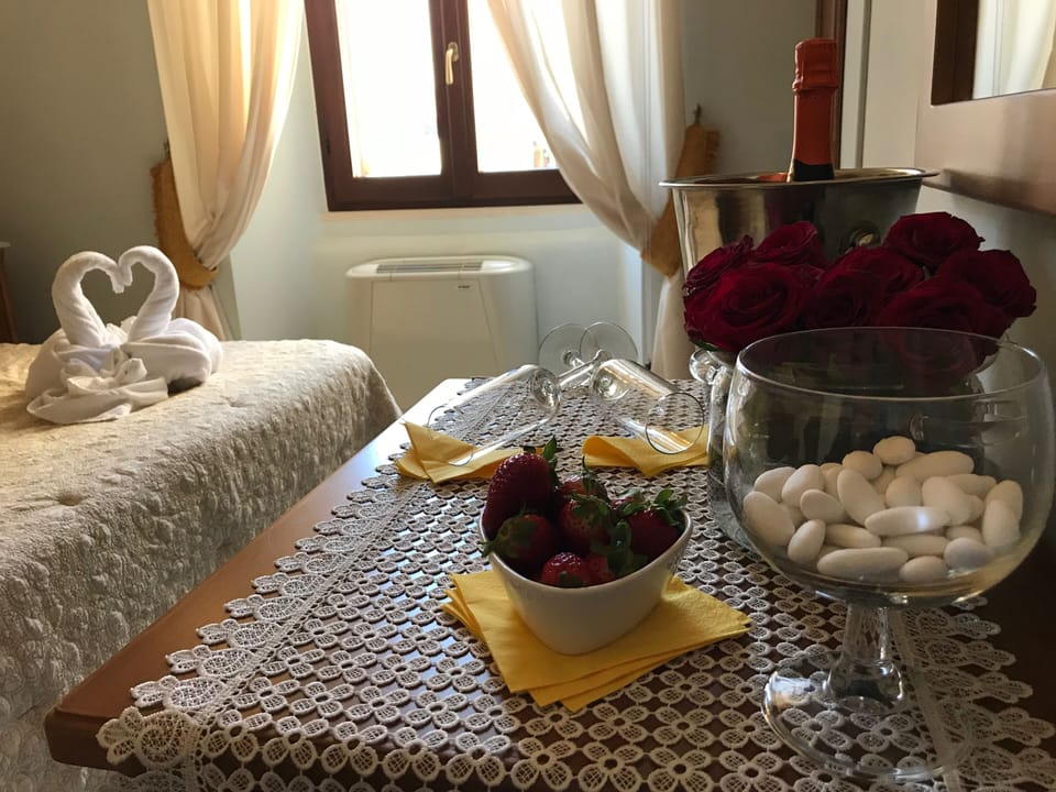 Double or Twin Room | 1 bedroom, in-room safe, desk, soundproofing