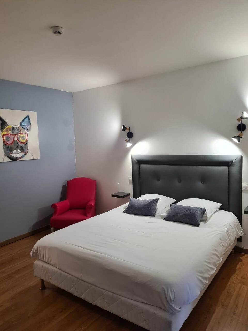 Hôtel Restaurant Le Victor Hugo Hotel in Nouvelle-Aquitaine