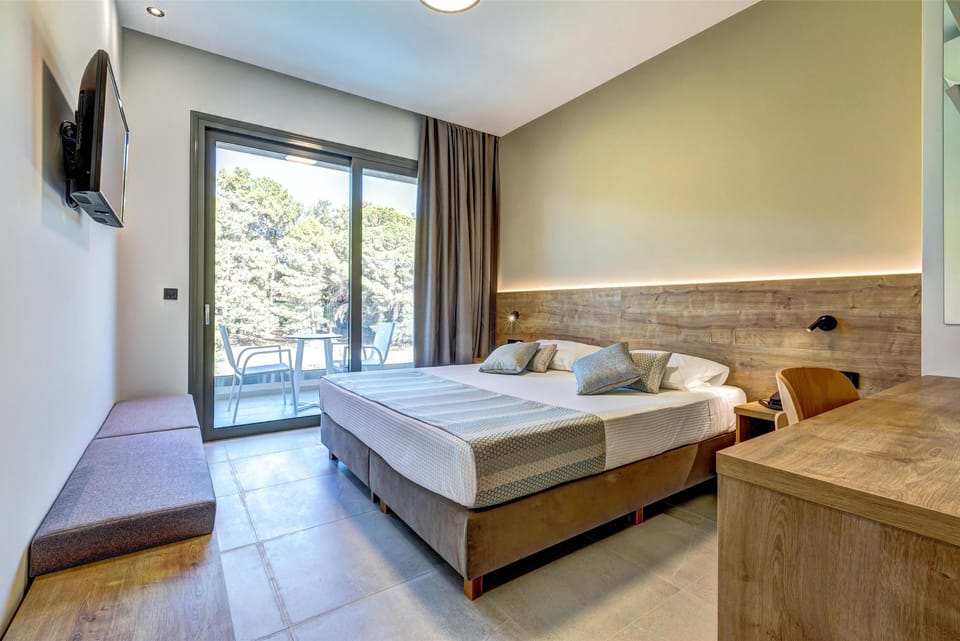 In-room safe, desk, blackout drapes, iron/ironing board