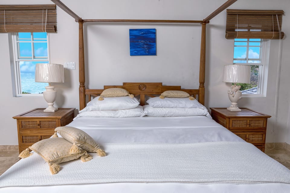 Villa | Desk, travel crib, WiFi (free), bed sheets