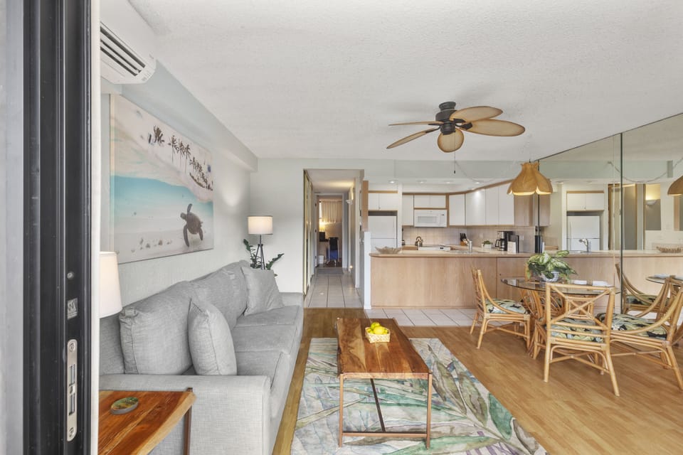 Island-themed decor
