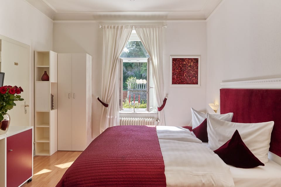 Double Room | Hypo-allergenic bedding, individually decorated, individually furnished