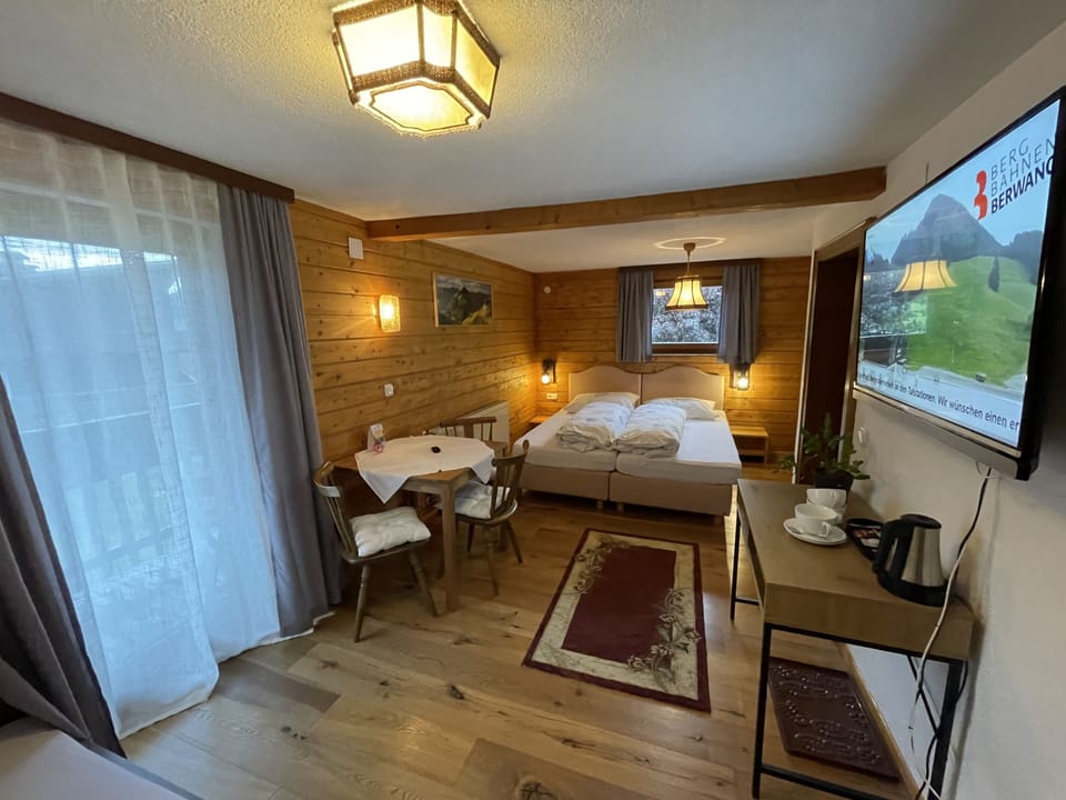 Triple Room, Balcony | Free WiFi, bed sheets