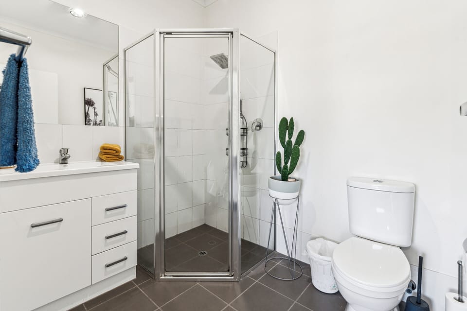 Ensuite