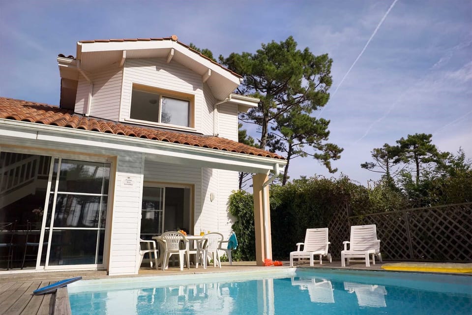Enjoy this beautiful villa in Moliets