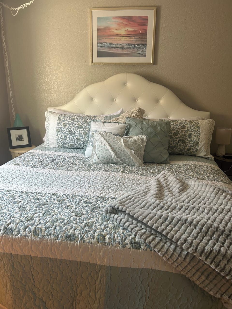 King size bed