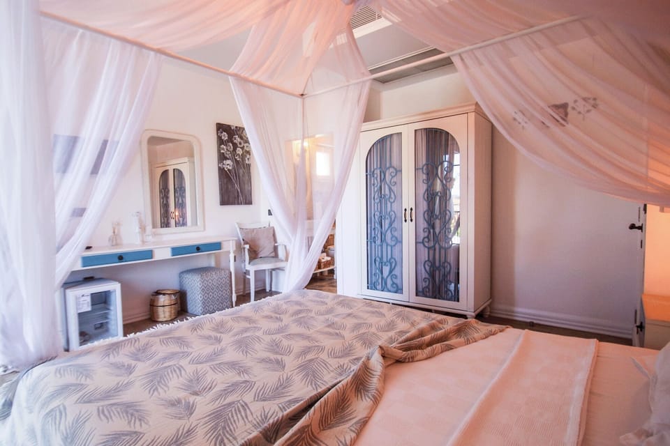 Superior Turkuaz Oda | Minibar, soundproofing, free WiFi, bed sheets