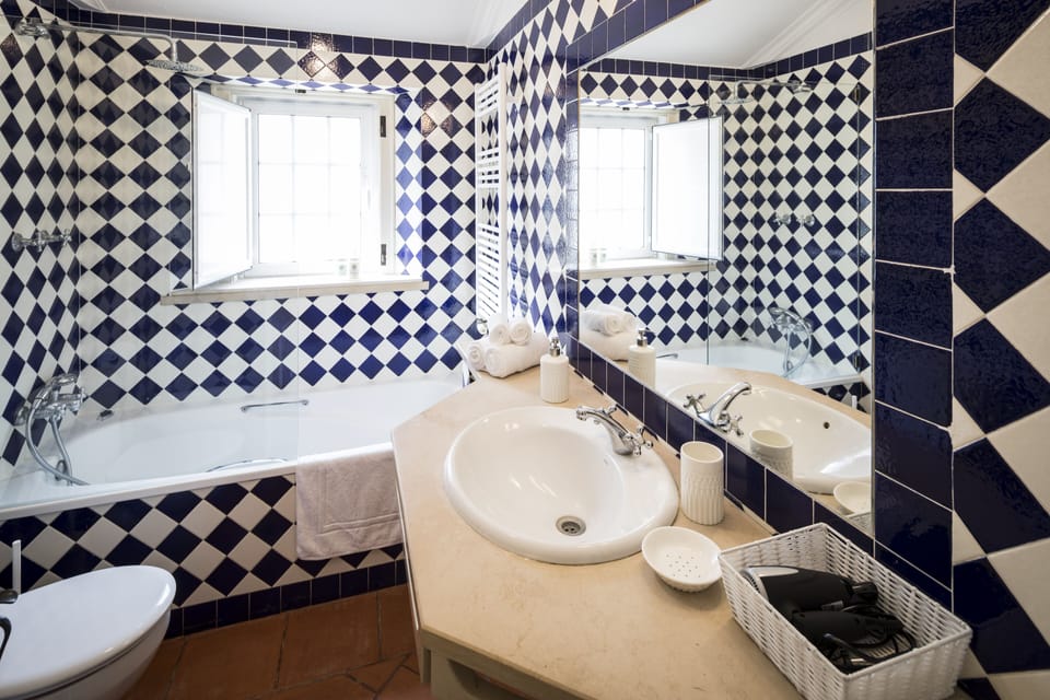Superior Double Room, Private Bathroom (Regaleira) | Premium bedding, down comforters, blackout drapes, free WiFi