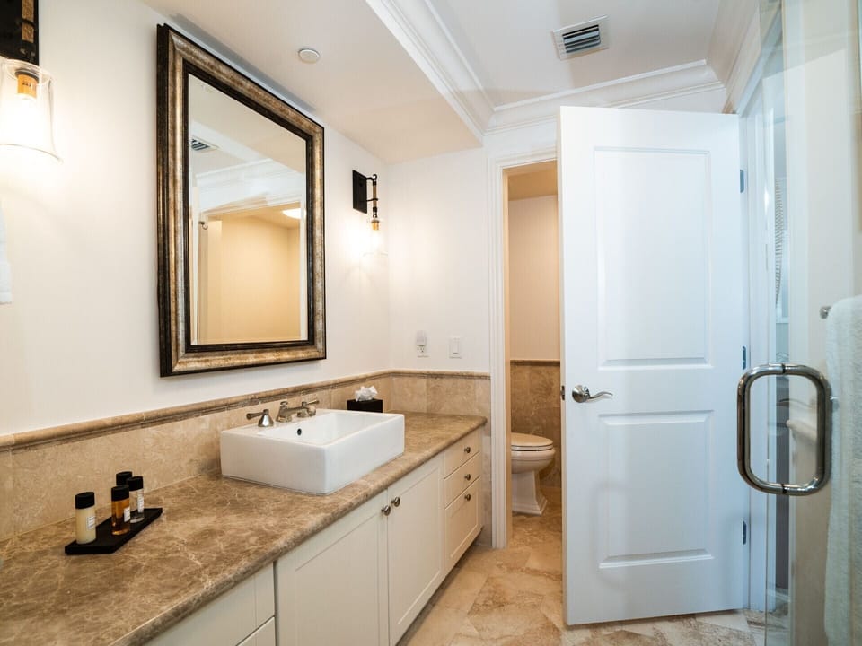 Residence #3821 - Lower Level En Suite Guest Bath
