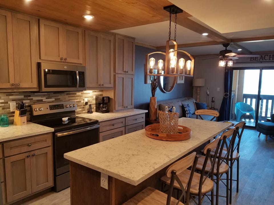 Plenty of storage space in the well stocked kitchen.