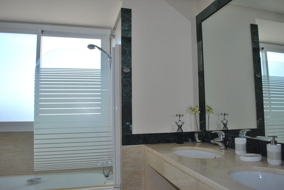 Penthouse bathroom
