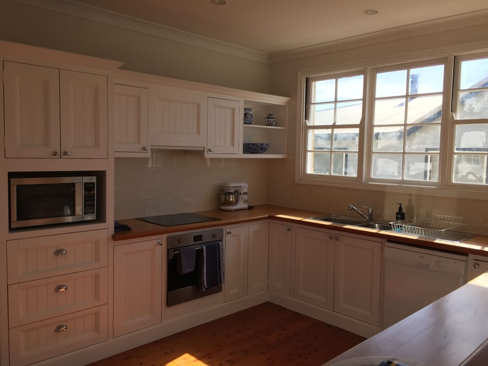 Large kitchen with new smeg oven