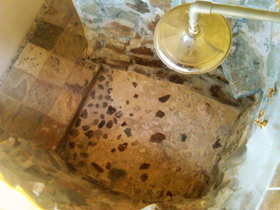 Bathroom shower