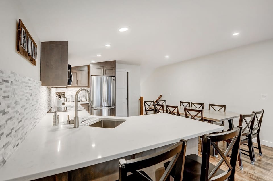 Large open-concept kitchen