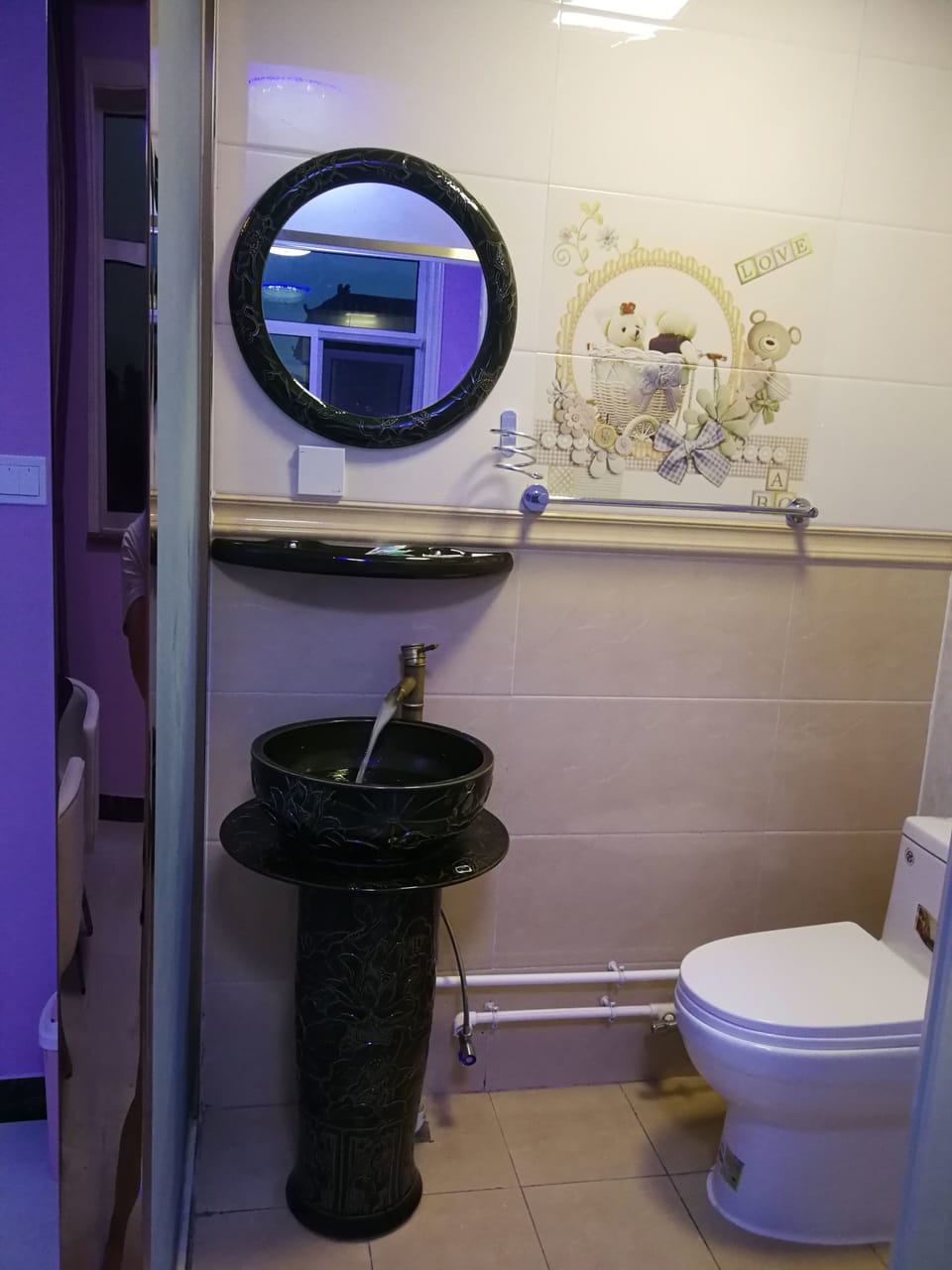 Triple Room | Bathroom | Shower, free toiletries, hair dryer, slippers