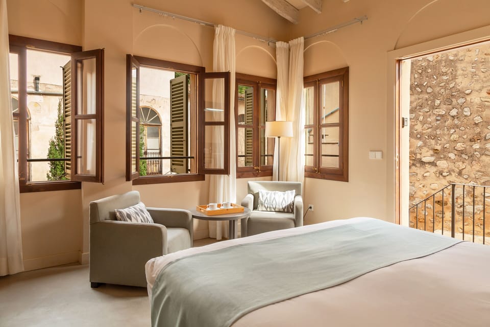 Superior Double Room, 1 King Bed | Garden view