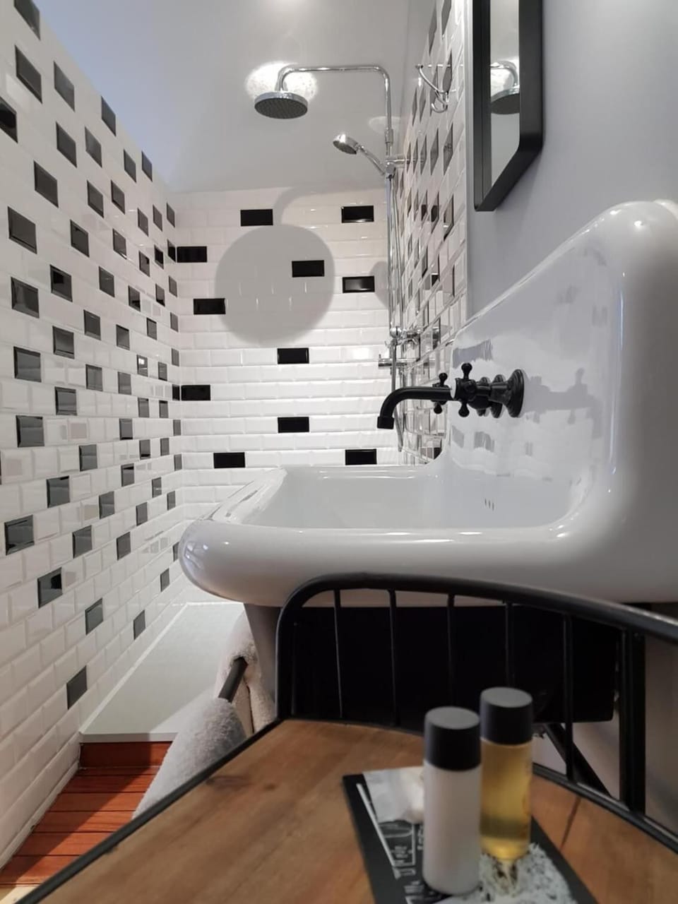 Shower, free toiletries, hair dryer, slippers