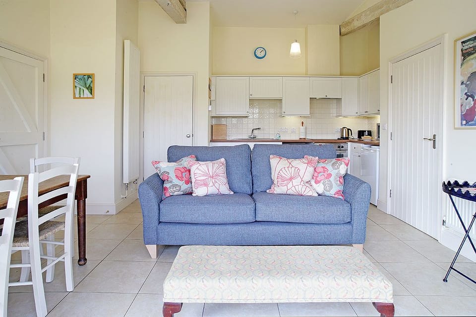 Cottage | Living area | Flat-screen TV