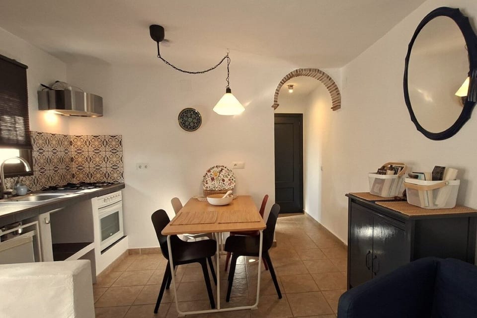 Family Studio, Garden View (Oliva) | Private kitchen