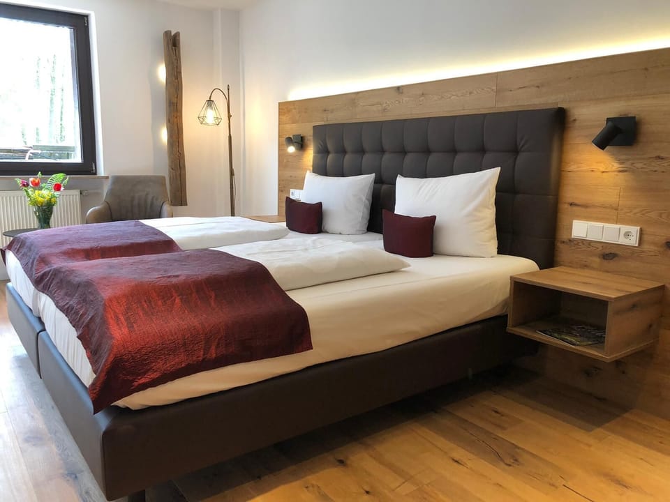 Premium Double Room | Premium bedding, in-room safe, desk, blackout drapes