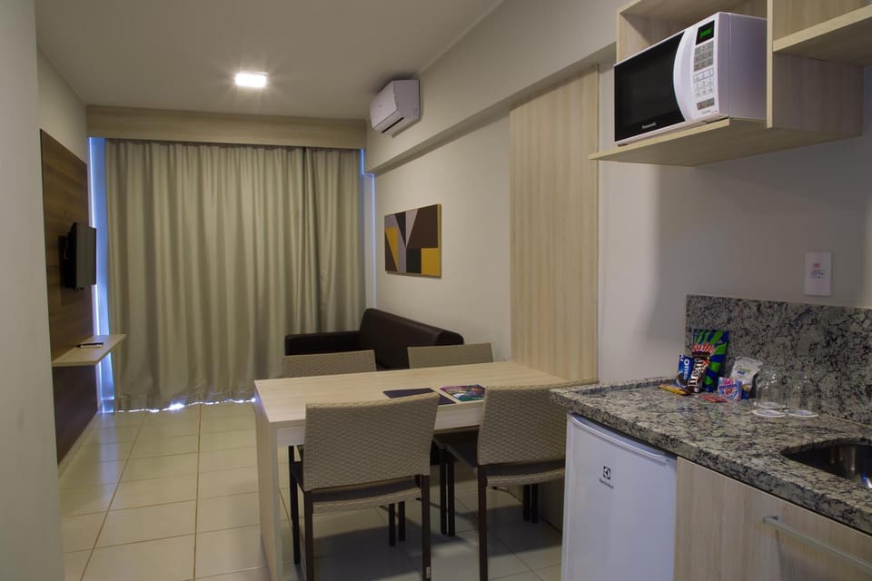Suite | Private kitchen | Microwave