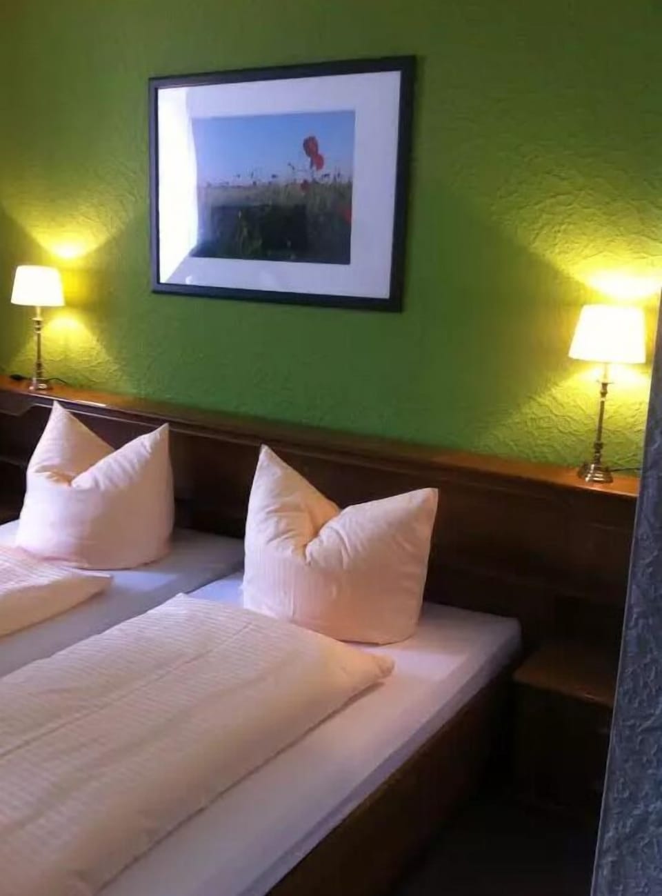 Standard Double Room | Desk, soundproofing, free cribs/infant beds, rollaway beds