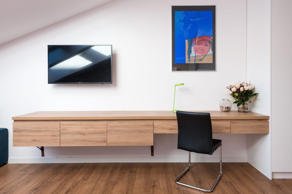 and Smart TV and original painting of Tomasz Welna