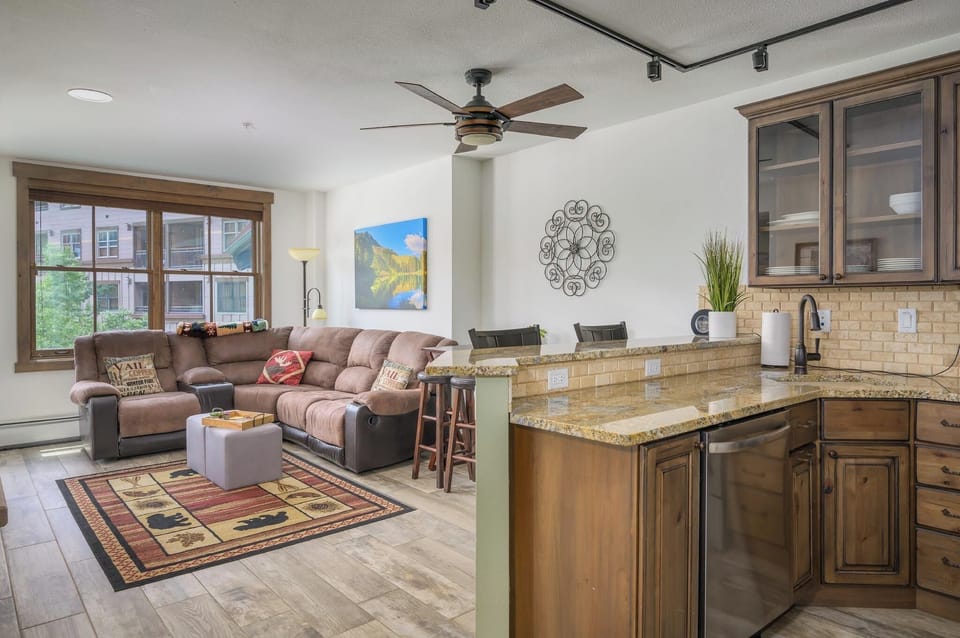 Open kitchen and dining areas keep the views clear and conversations lively