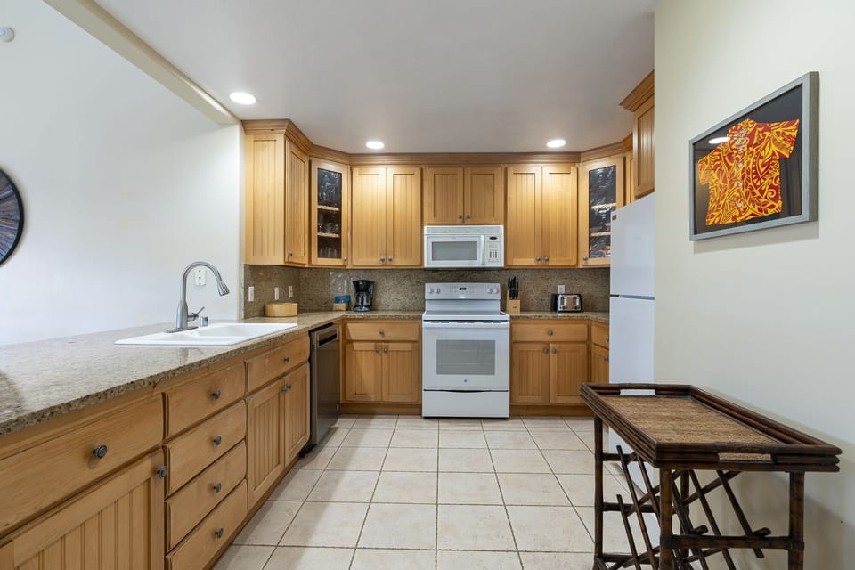 Kitchen w/ all new applicances