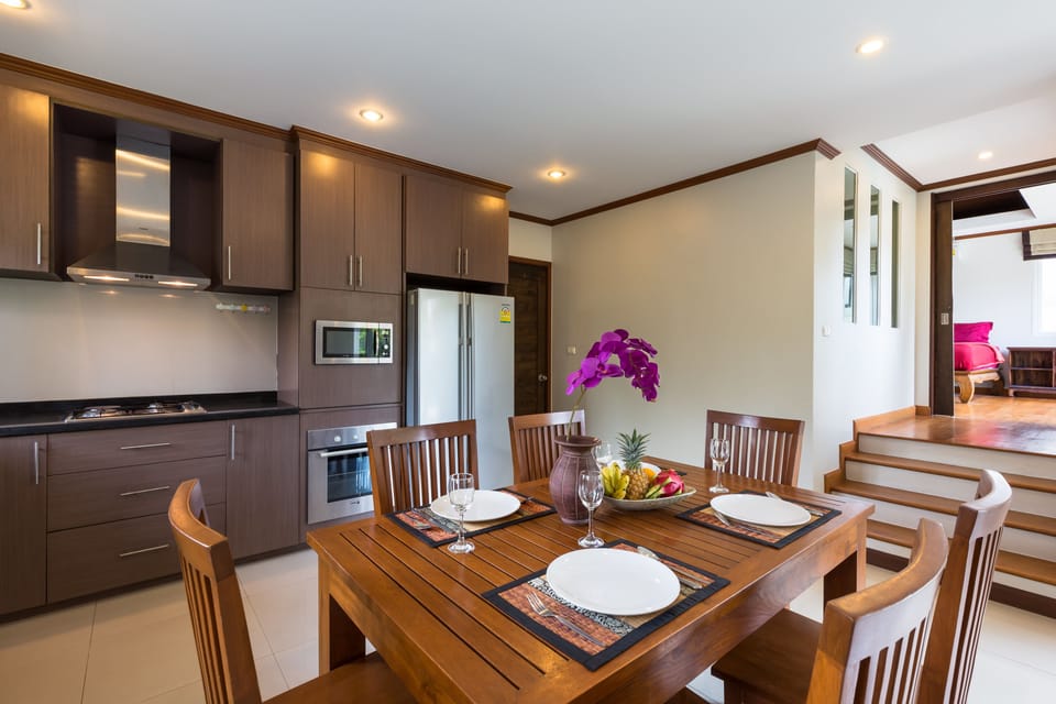 3-Bedroom Villa with Private Pool | In-room dining